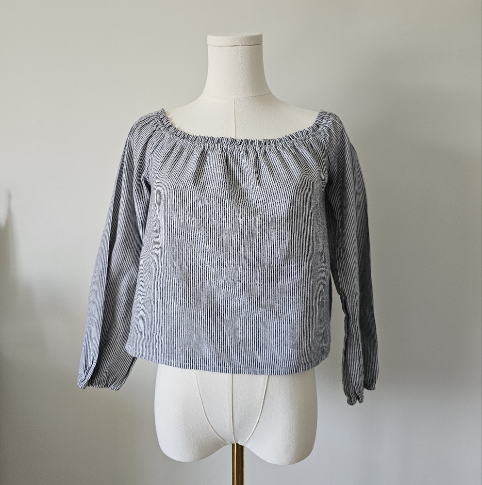 Brandy Melville S Women's Striped Gray Top Crop Fit 100% Cotton